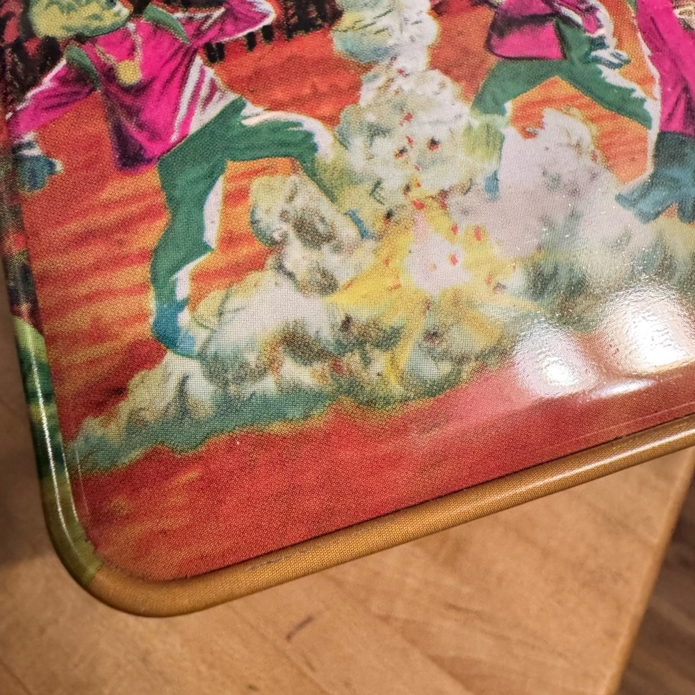 Vintage Lost in Space Metal Lunchbox - Picture 10 of 11